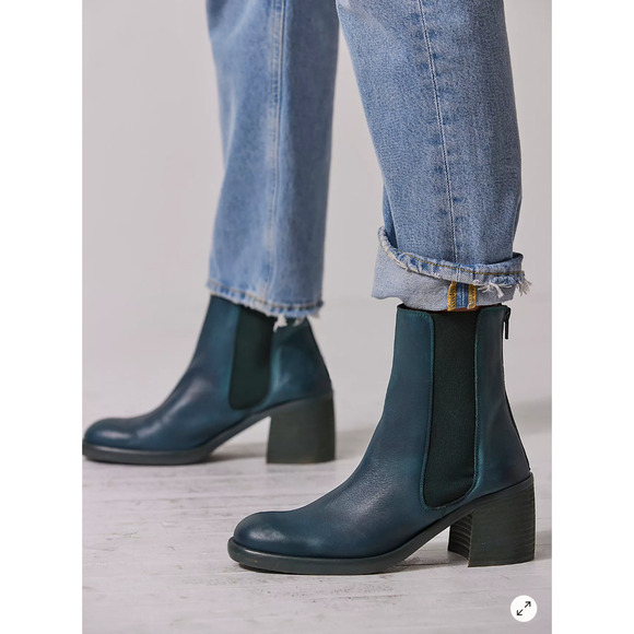 Free People Essential Chelsea Boots 9 39 Topiary Blue Ankle Women's Bootie - Picture 1 of 14